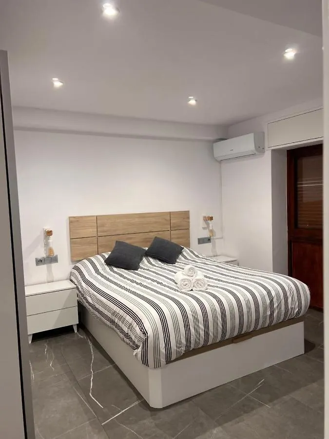 Apartamento espacioso de diseño a 3 min RENFE. Córdoba
